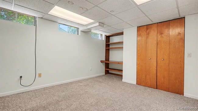 Building Photo - 2735 Foster Ave