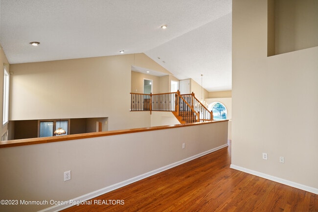 Building Photo - 194 Pelican Ct