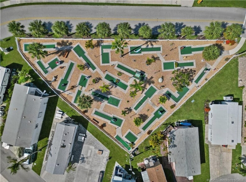 Building Photo - 1292 Nettles Blvd