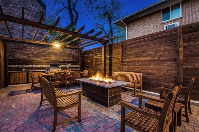 Building Photo - 4403 Cole Ave