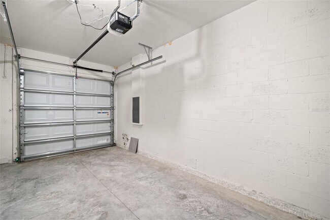 Building Photo - 1393 Colt Creek Pl