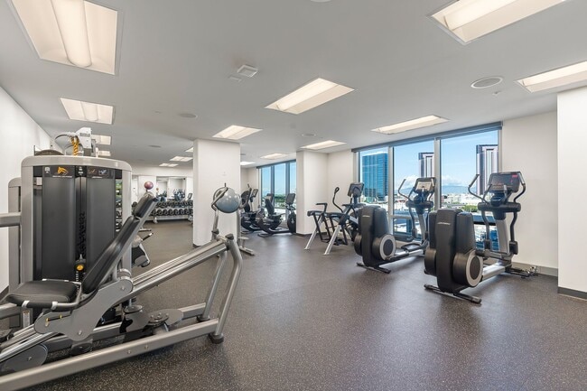 Building Photo - Available 8/28 – Modern 1-Bedroom in Ward ...