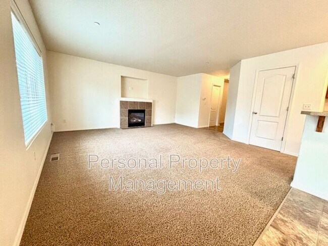 Building Photo - 3371 NW 47th Dr