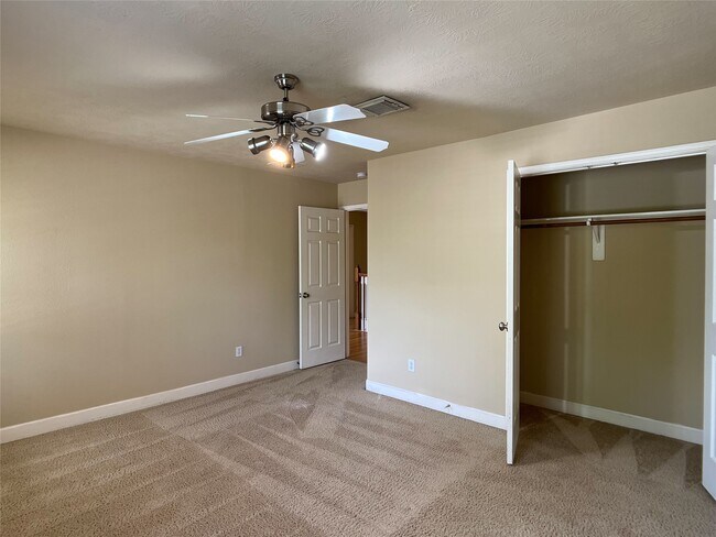 Building Photo - 11827 Edenstone Dr