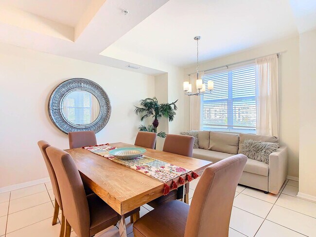 Building Photo - 4784 Clock Tower Dr