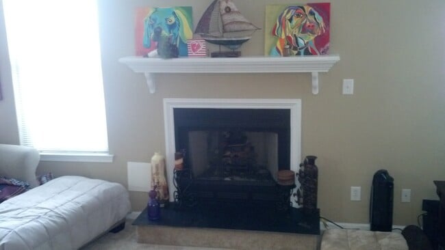 Building Photo - Beautiful 2 Bedrooom Condo