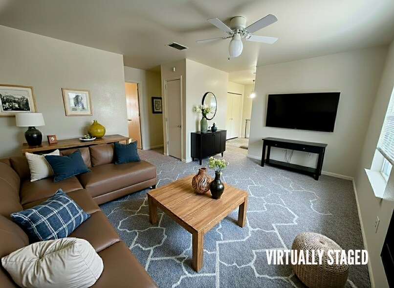 Building Photo - 1706 Benttree Dr