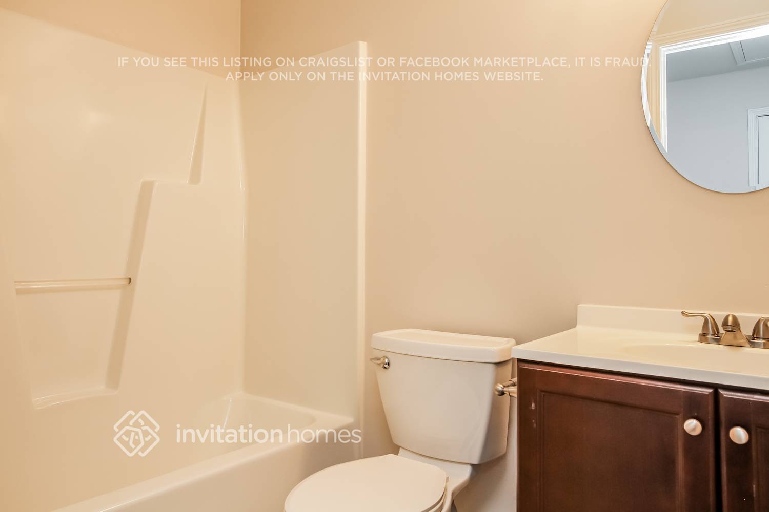 Building Photo - 2524 Captains Watch Rd NE