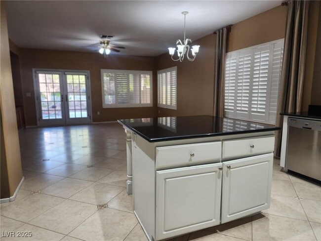 Building Photo - 2934 Maffie St