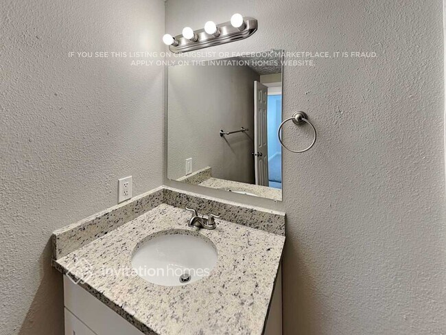 Building Photo - 842 Old Dutch Mill Rd