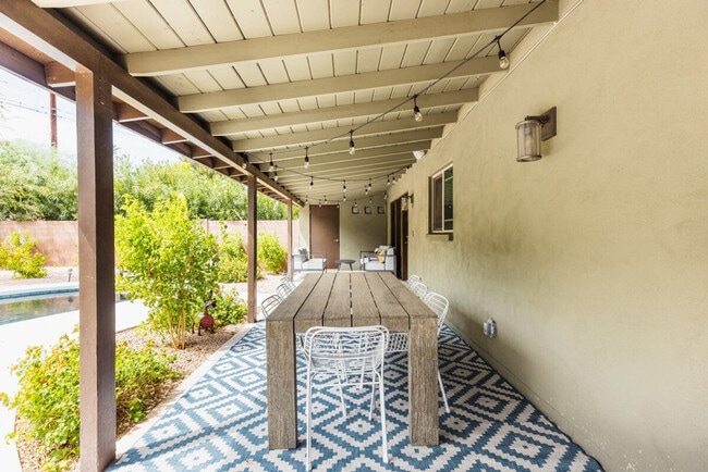 Building Photo - 3344 N 62nd St