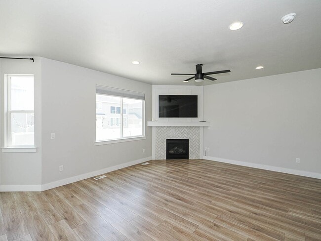 Building Photo - 69 S Serrata Ln