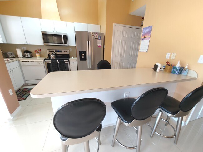 Building Photo - 894 NW 134th Pl