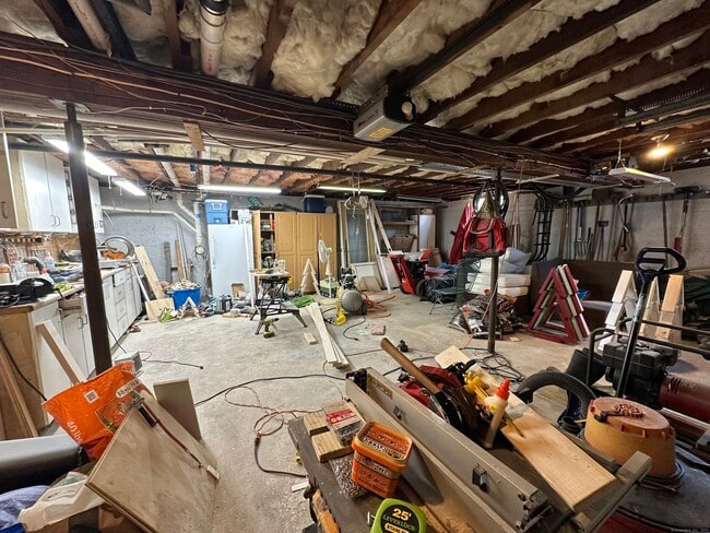Building Photo - 55 Windmill Hill Rd