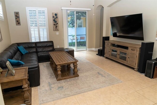 Building Photo - 7610 S Westshore Blvd