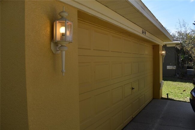 Building Photo - 644 Chesney Dr