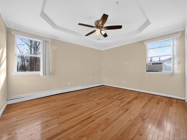 Building Photo - 14 Michele Ct