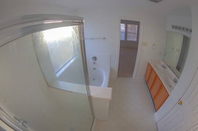 Building Photo - 6738 Carly Park Way