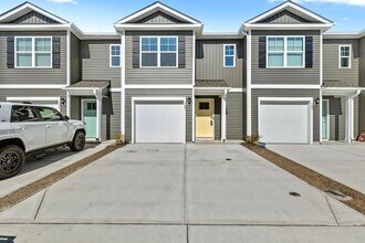Building Photo - Brand New Townhome- Bike to the beach!!! **MOVE-IN SPECIAL**