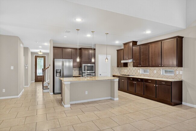 Building Photo - 1226 Hidden Cave Dr