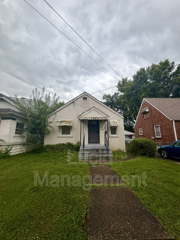 Building Photo - 724 W Evelyn Ave