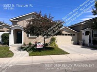 Building Photo - 3 Bed 2 Bath Townhome - NO SECURITY DEPOSI...