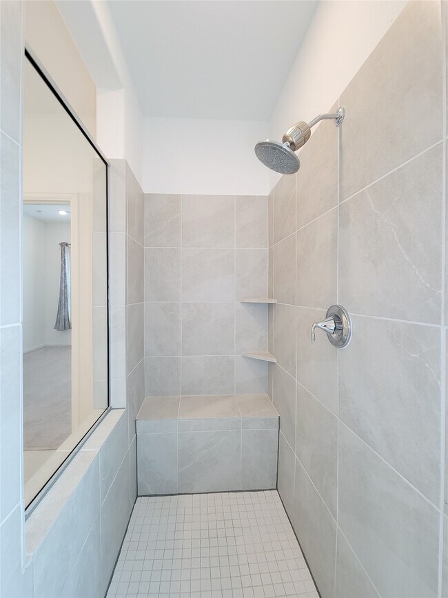 Building Photo - 9422 Vis Fls Trce