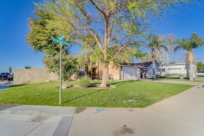 Building Photo - Gorgeous 2 Story Home Fully Upgraded – Move-In Ready!- 4 bedroom 3 bath