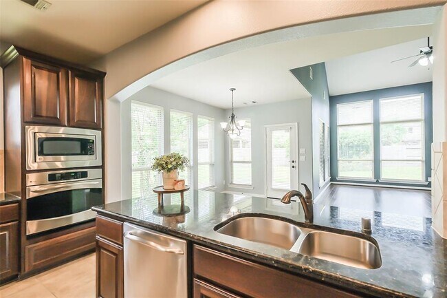 Building Photo - 12222 Cobble Cove Cir
