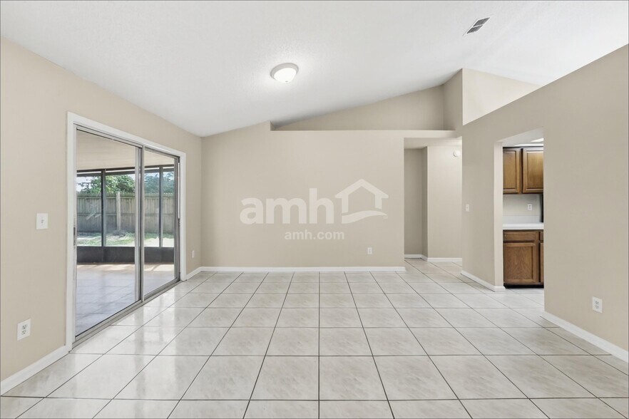 Building Photo - 1773 Chandelier Cir E