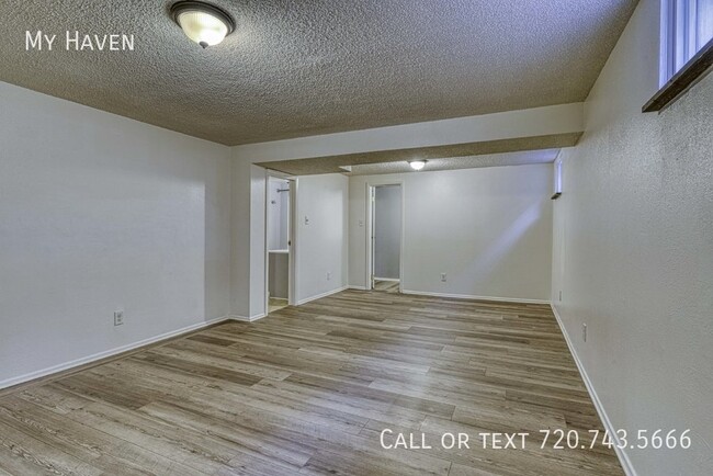 Building Photo - Renovated 3 bedroom close to the best of E...