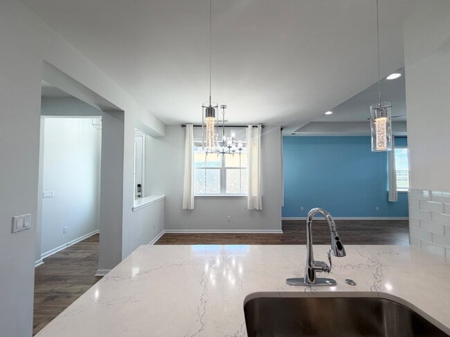 Building Photo - Beautiful Designed Two Bedroom Home in Margaritaville