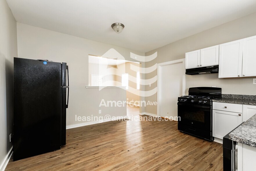 Building Photo - 1048 Harlan St