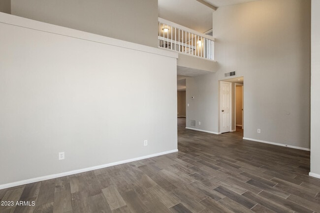 Building Photo - 5322 W Riviera Dr