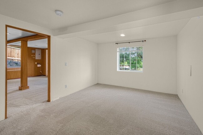 Building Photo - 4bd/2.5ba Kirkland Home