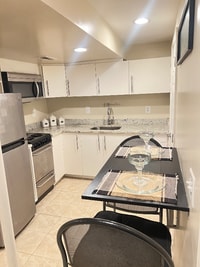 Building Photo - 10508 Cleary Ln