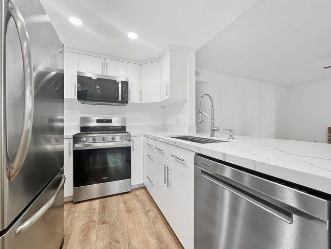 Building Photo - Charming 3BD/2BA Townhouse in Chula Vista ...