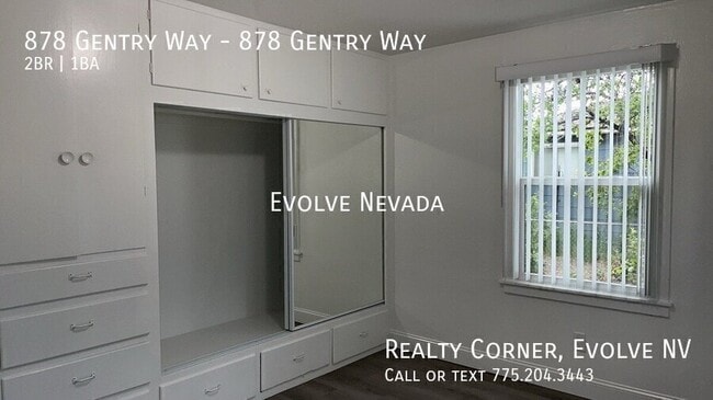 Building Photo - 878 Gentry Wy