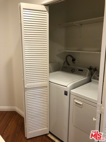 Laundry in the unit. - 120 S Crescent Dr