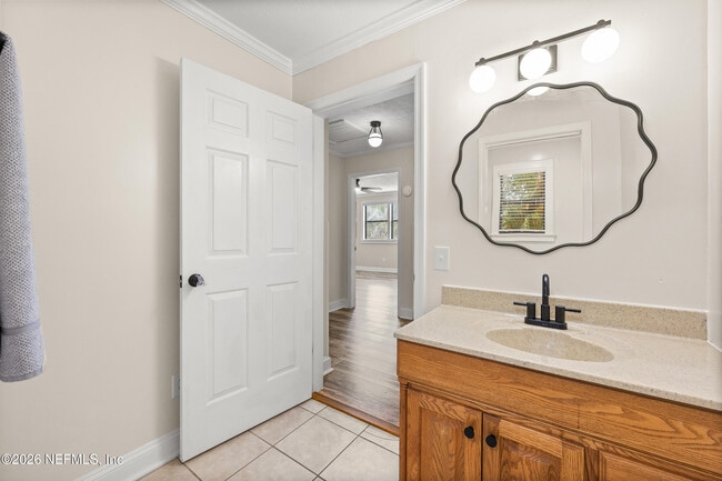 Building Photo - 3672 Boone Park Ave