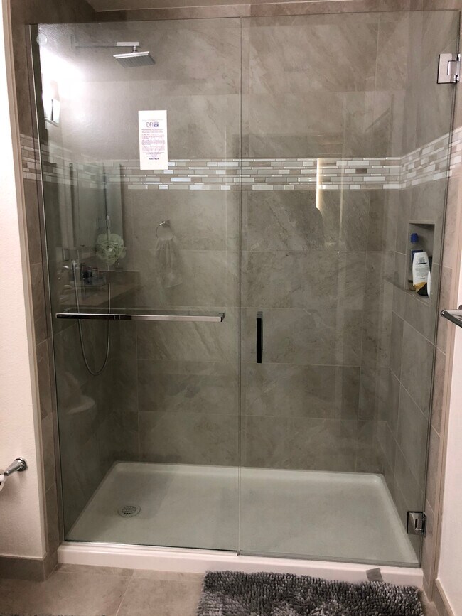 Bathroom - 1375 Lick Ave