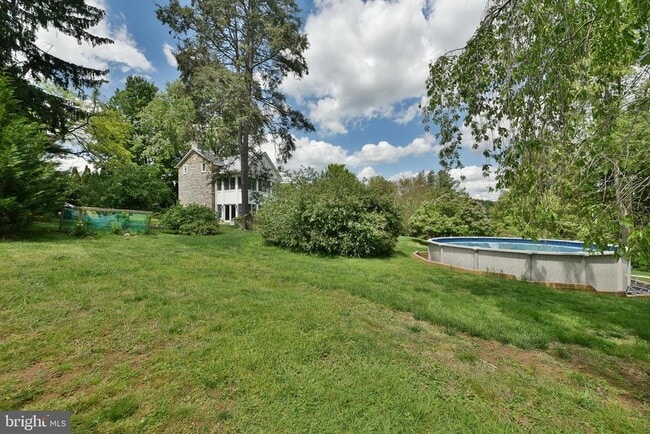 Building Photo - 966 Paige Ct