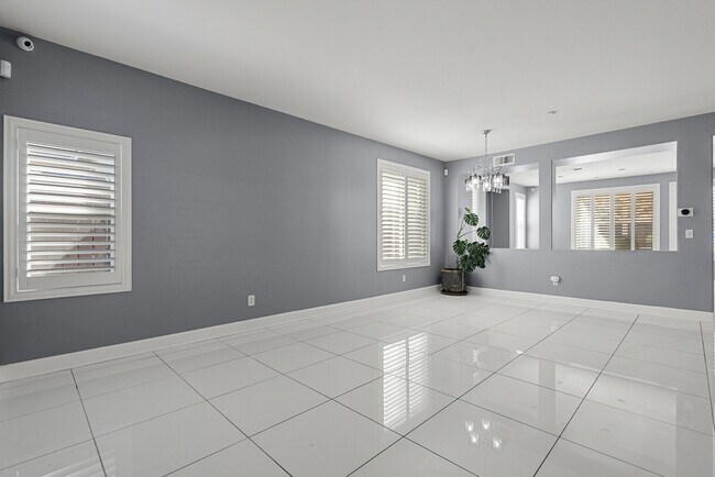 Building Photo - 16001 Filbert St