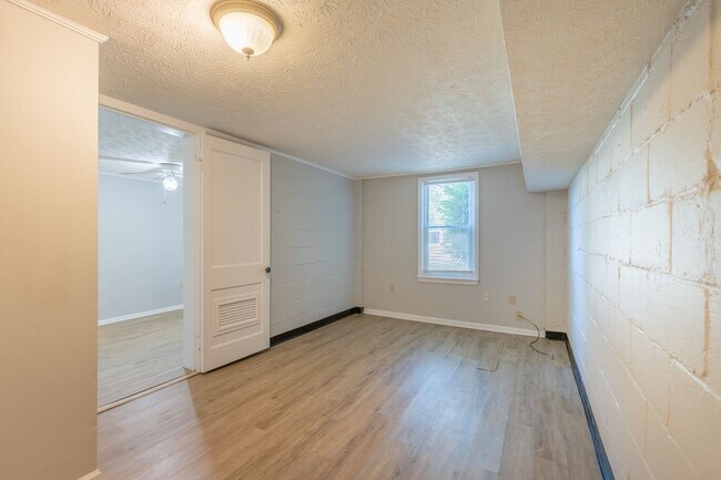 Building Photo - Norris Rd 2908**Charmaine