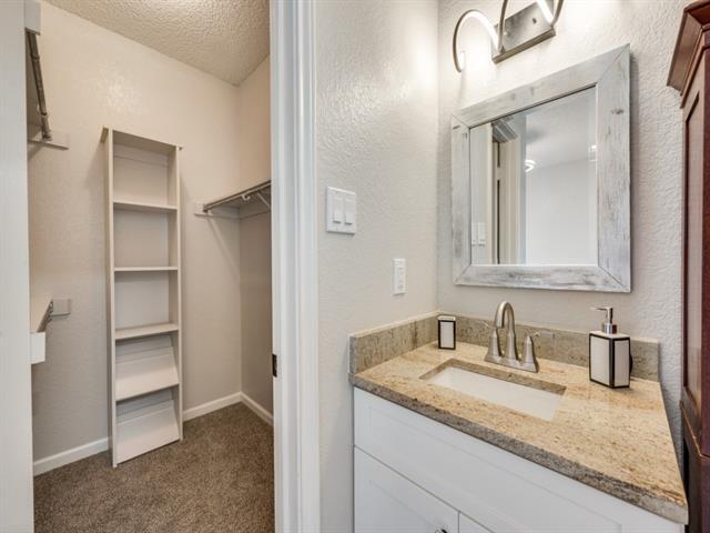 Building Photo - 1603 Marsh Ln