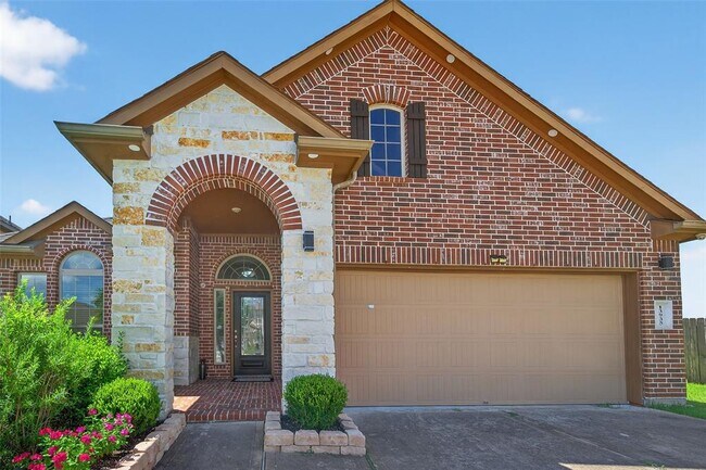Building Photo - 13935 Manobrook Ct