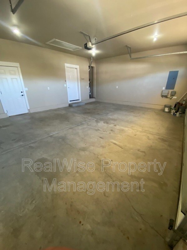 Building Photo - 1151 Rustler Peak St