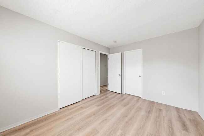Building Photo - 2415 Shirley Ave