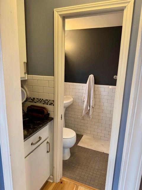 Building Photo - 4214 Bellvue Ave