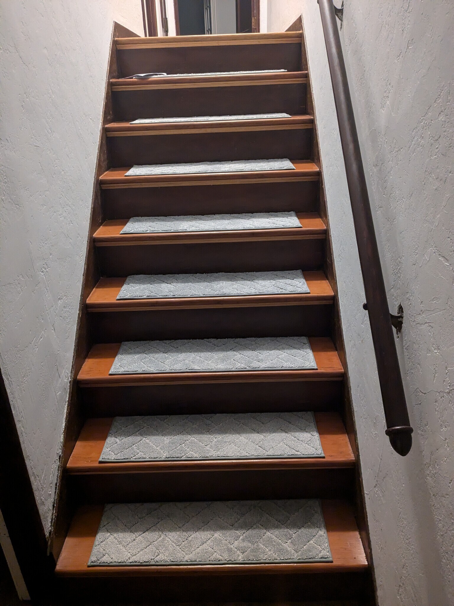 Building Photo - 734 Beatie St